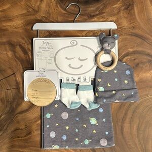 Toby 5 piece newborn set - hat, wrap, booties, birth disc, rattle